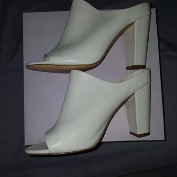 Bleeker & Bond Women's Elegant White Heels - Picture 2 of 5